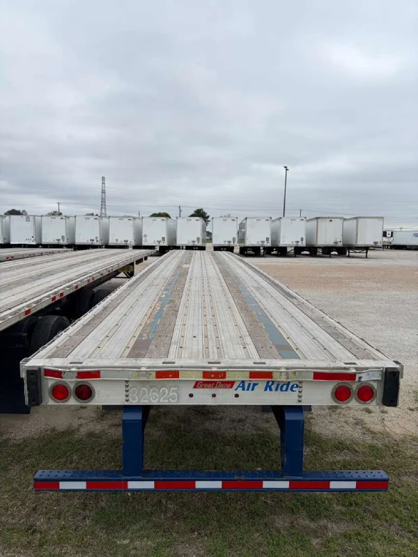 Flatbed Great Dane 2016
